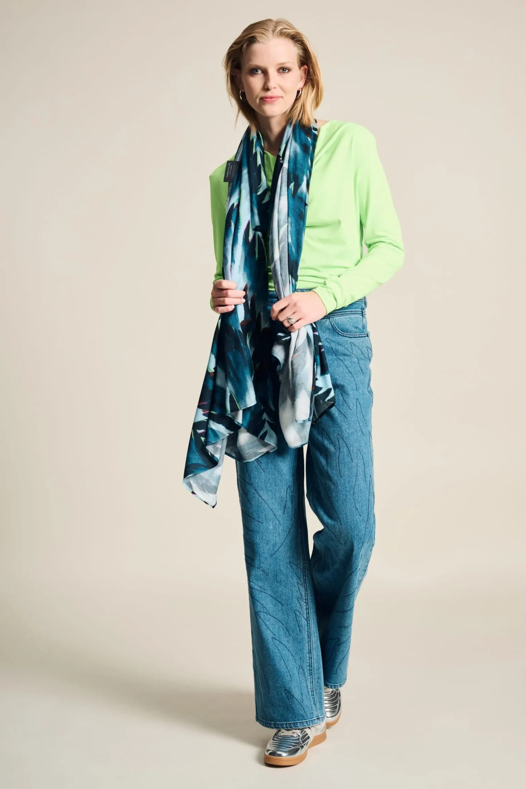 SJAAL Feathers Blue